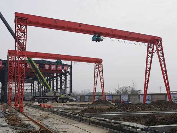 租賃的龍門吊需要符合哪些規(guī)定和標準？