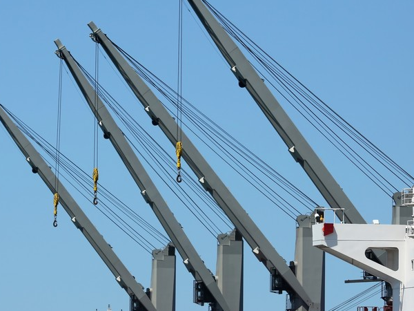 回轉(zhuǎn)式起重機(jī)