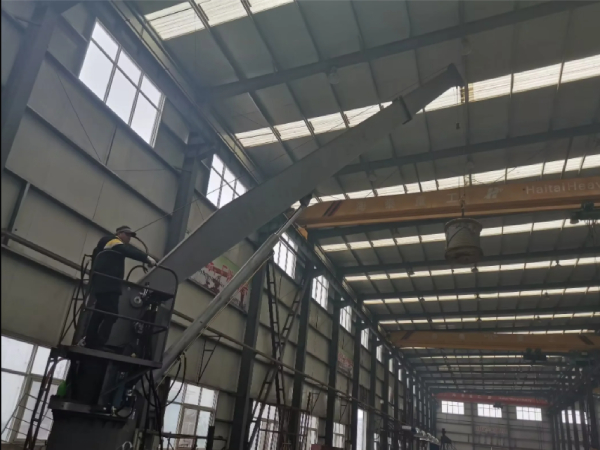 YQ1t-5m船用液壓伸縮吊